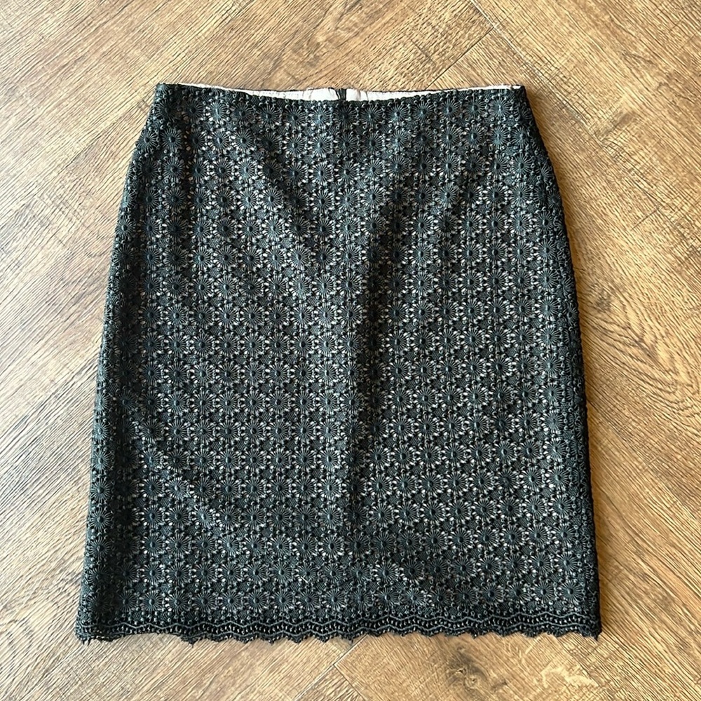 Barbeau Thick Lace Pencil Skirt Black/Cream Sz M